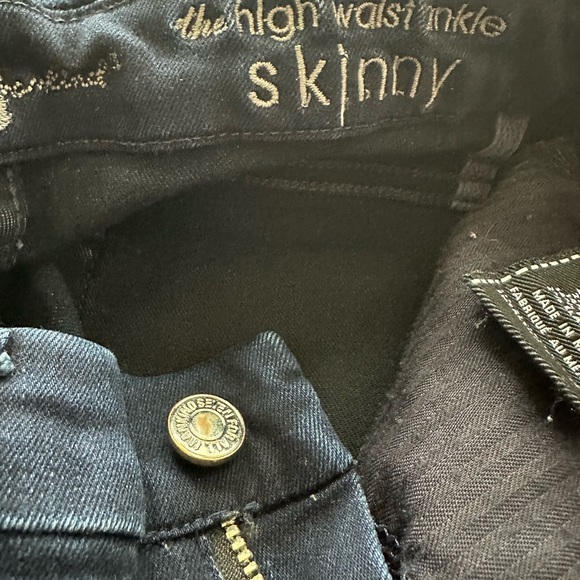 Seven jeans. - Picture 2 of 3